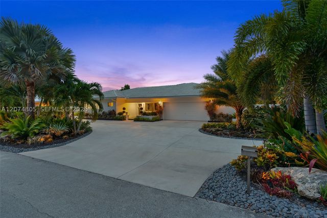 2812 NE 28th St, Fort Lauderdale, FL 33306