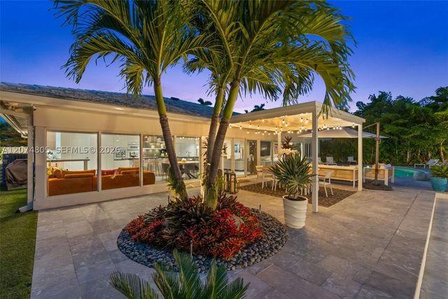 2812 NE 28th St, Fort Lauderdale, FL 33306