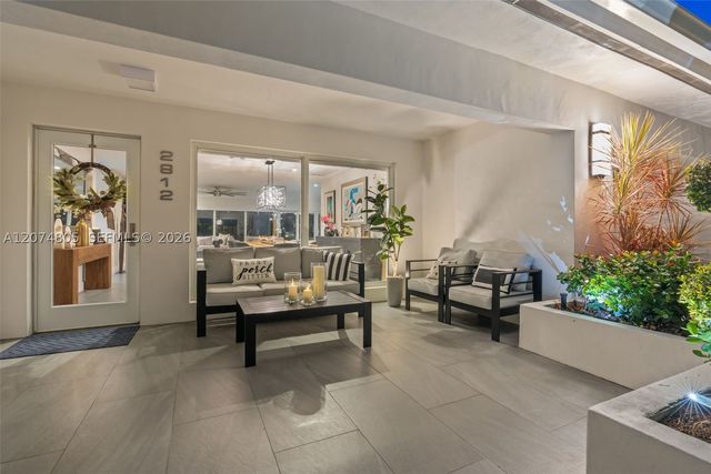 2812 NE 28th St, Fort Lauderdale, FL 33306