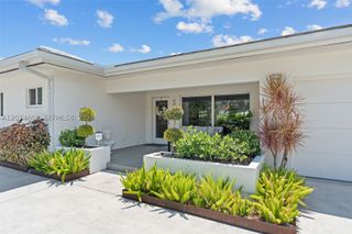 2812 NE 28th St, Fort Lauderdale, FL 33306
