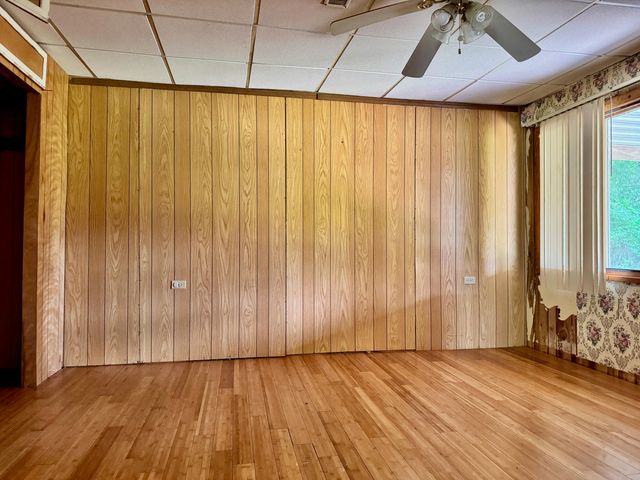 6620 E State Road 10, Knox, IN 46534