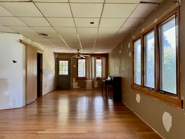 6620 E State Road 10, Knox, IN 46534