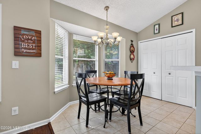 629 HUMMINGBIRD Court, Jacksonville, FL 32259
