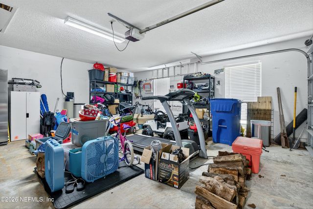 629 HUMMINGBIRD Court, Jacksonville, FL 32259