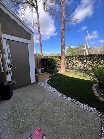 16543 LAKE BRIGADOON CIRCLE, Tampa, FL 33618