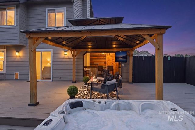 2020 E Summerridge Dr, Meridian, ID 83646