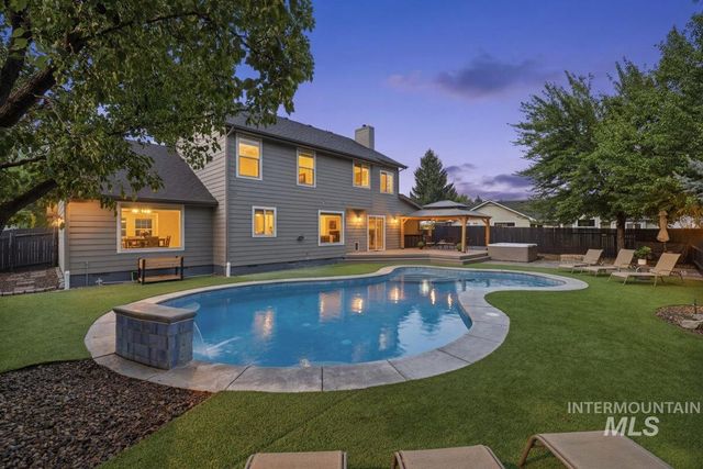 2020 E Summerridge Dr, Meridian, ID 83646