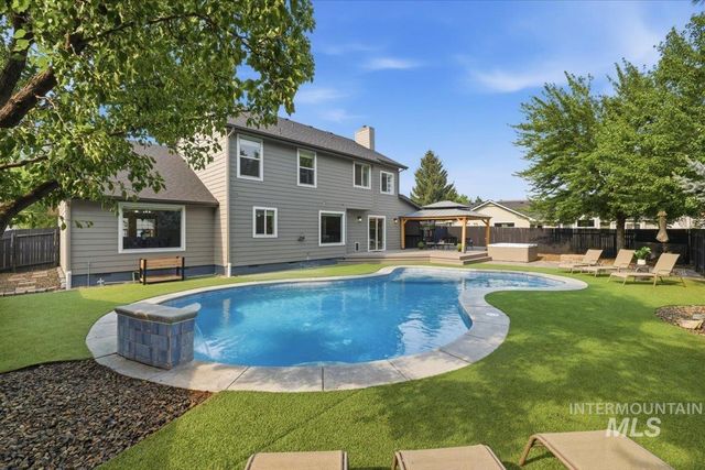 2020 E Summerridge Dr, Meridian, ID 83646