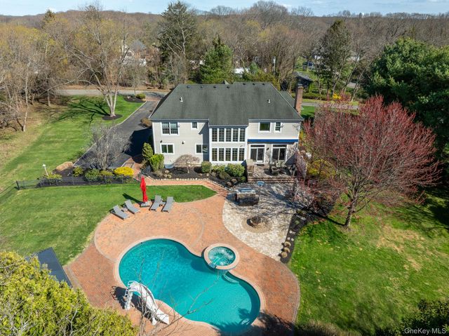 72 Norwood Road, Northport, NY 11768