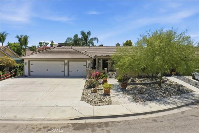 1936 Medoc, San Jacinto, CA 92583