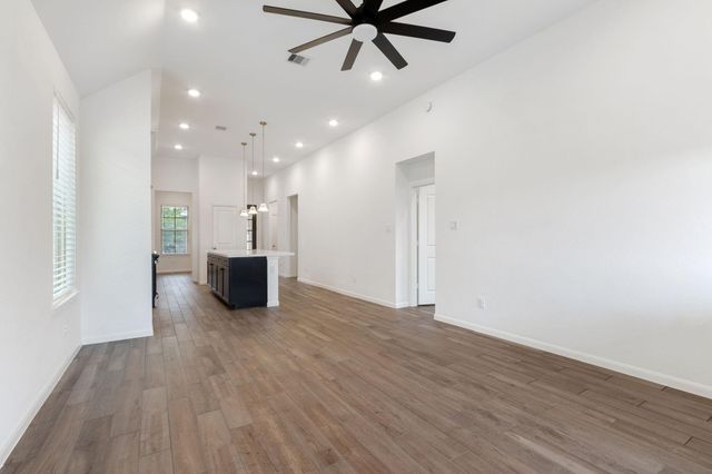 18830 Shadowfax Trail, Tomball, TX 77377