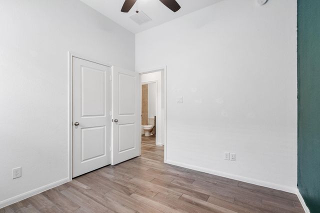 18830 Shadowfax Trail, Tomball, TX 77377