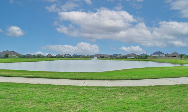 18830 Shadowfax Trail, Tomball, TX 77377