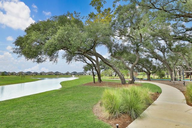 18830 Shadowfax Trail, Tomball, TX 77377