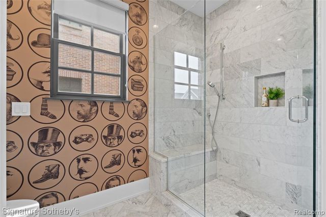 932 W 11 Mile Road, Royal Oak, MI 48067