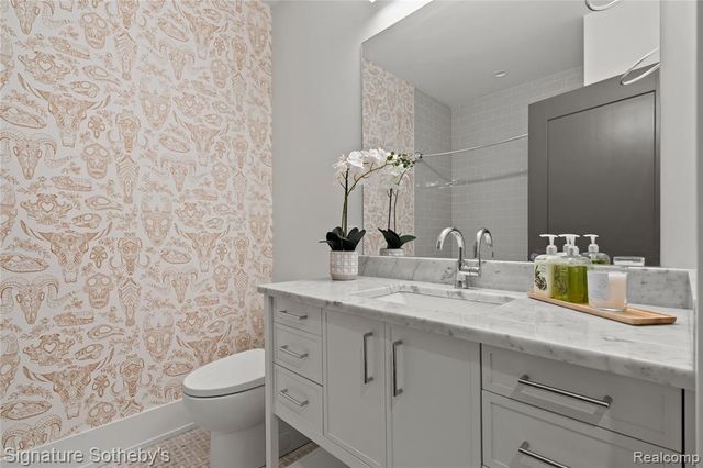 932 W 11 Mile Road, Royal Oak, MI 48067