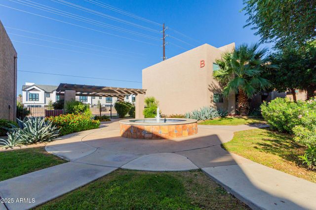 5525 E Thomas Road Unit E3, Phoenix, AZ 85018