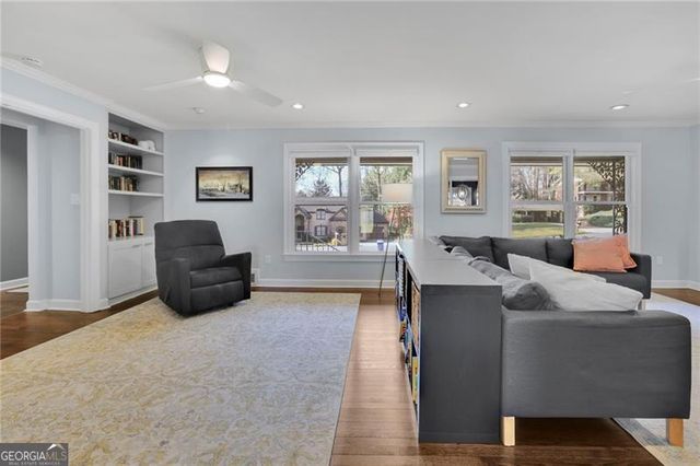 2476 Burnt Leaf Lane, Decatur, GA 30033