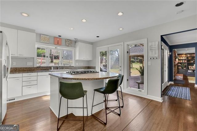 2476 Burnt Leaf Lane, Decatur, GA 30033