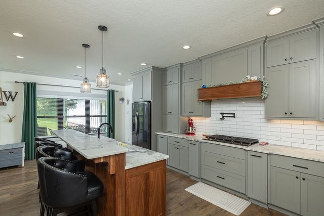 1860 Upper Mill Creek Road, Noel, MO 64854