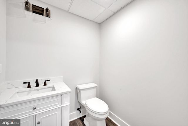 4 PINE TREE DR, New Cumberland, PA 17070