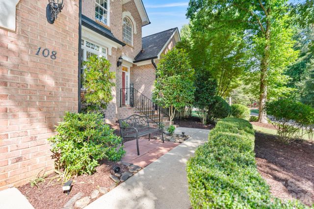 108 Broadview Circle, Mooresville, NC 28117