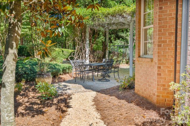 108 Broadview Circle, Mooresville, NC 28117