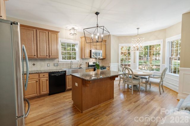 108 Broadview Circle, Mooresville, NC 28117