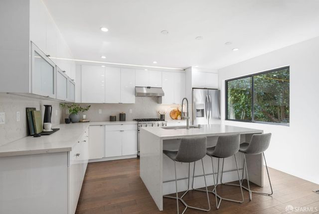 559 27th Street 2, San Francisco, CA 94131