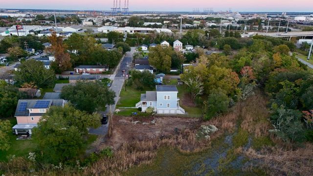 2311 Peonie Street, Charleston, SC 29405