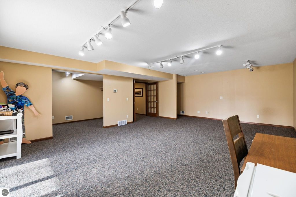 Image 22 of property listing at 15445 Holly Drive, Thompsonville, MI 49683