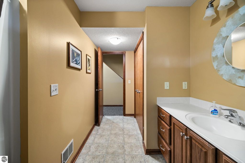 Image 25 of property listing at 15445 Holly Drive, Thompsonville, MI 49683