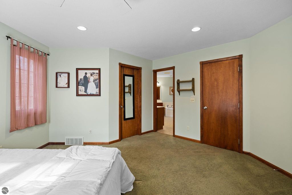 Image 32 of property listing at 15445 Holly Drive, Thompsonville, MI 49683