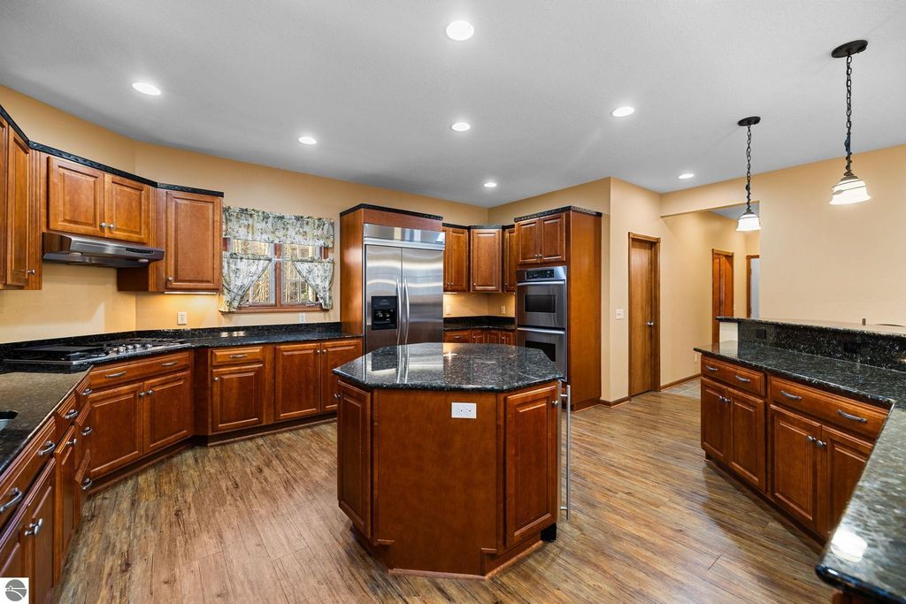 Image 9 of property listing at 15445 Holly Drive, Thompsonville, MI 49683