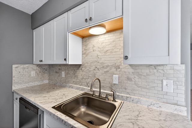 5510 Jernigan LN, Murfreesboro, TN 37129