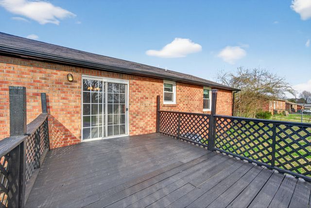 5510 Jernigan LN, Murfreesboro, TN 37129