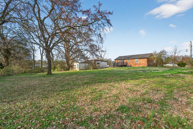5510 Jernigan LN, Murfreesboro, TN 37129