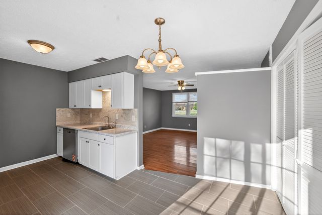 5510 Jernigan LN, Murfreesboro, TN 37129