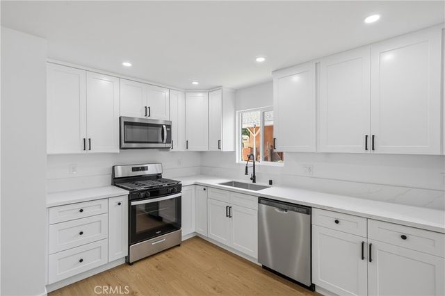 939 W 8th, San Bernardino, CA 92411