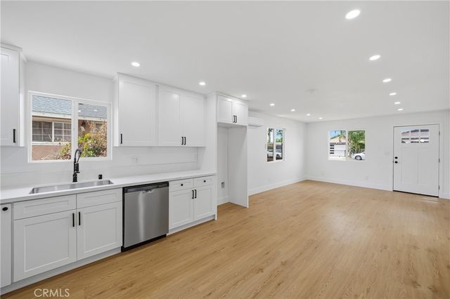 939 W 8th, San Bernardino, CA 92411