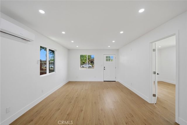 939 W 8th, San Bernardino, CA 92411