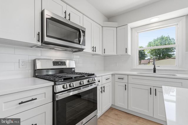 2815 ATLANTIC AVE, Bensalem, PA 19020