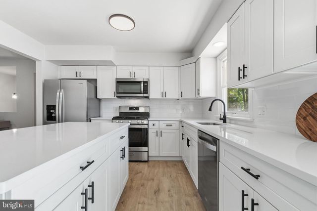 2815 ATLANTIC AVE, Bensalem, PA 19020