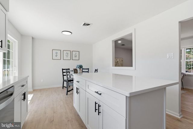 2815 ATLANTIC AVE, Bensalem, PA 19020