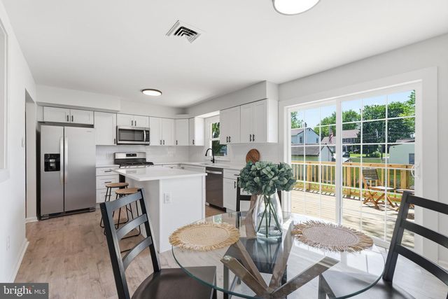 2815 ATLANTIC AVE, Bensalem, PA 19020
