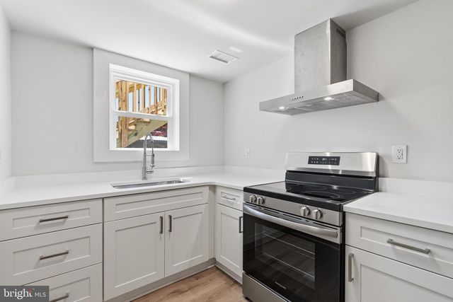 2815 ATLANTIC AVE, Bensalem, PA 19020