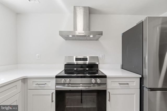 2815 ATLANTIC AVE, Bensalem, PA 19020