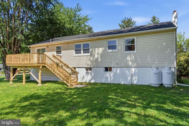 2815 ATLANTIC AVE, Bensalem, PA 19020