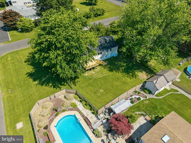 2815 ATLANTIC AVE, Bensalem, PA 19020