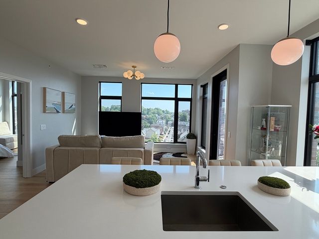 191 Washington 500, Boston, MA 02135
